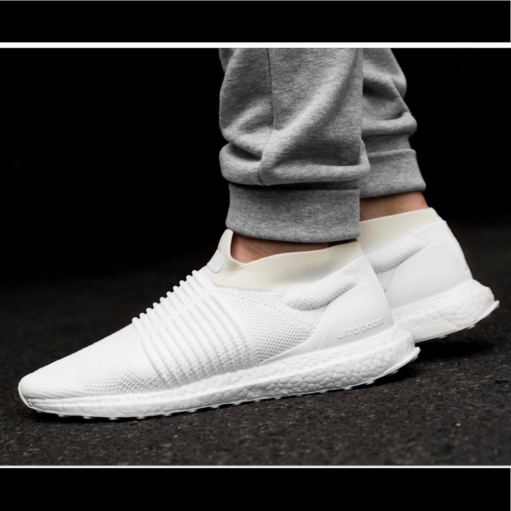 Adidas Ultra Boosts white laceless